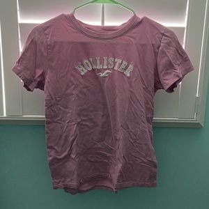 light purple Hollister t-shirt